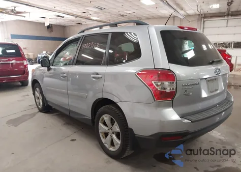 2015 Subaru Forester 2.5I Premium z USA, uszkodzony, nr VIN JF2SJADC1FH839652